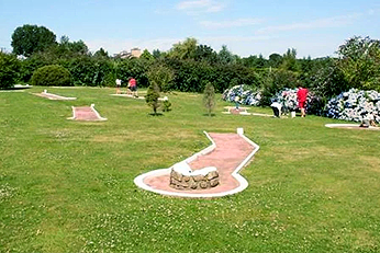 Camping Domaine du Launa Mini Golf